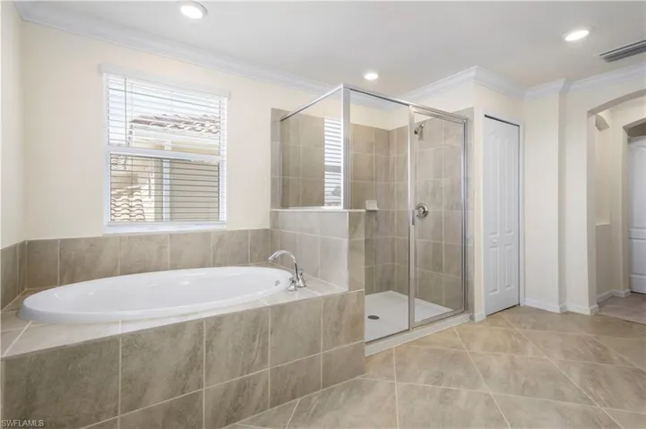 2239  Dancy  ST, Naples, FL 34120