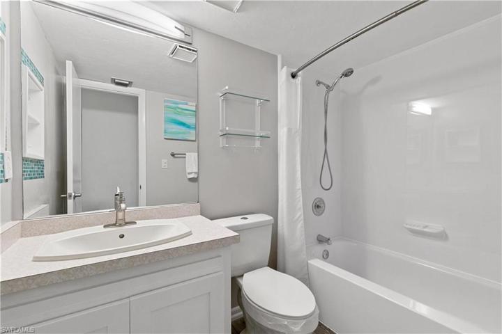 Both full bathrooms have shower/tub combo