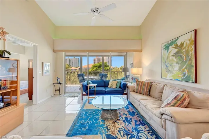 7654  Pebble Creek  CIR, Naples, FL 34108