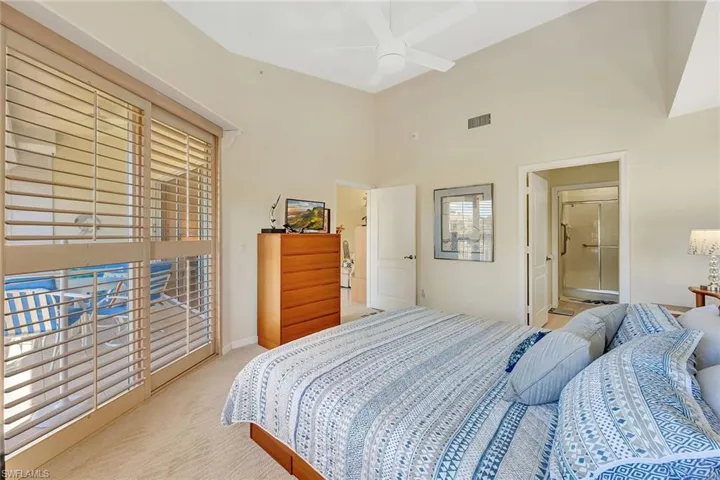 7654  Pebble Creek  CIR, Naples, FL 34108