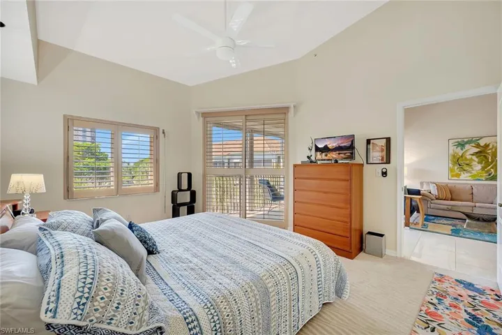 7654  Pebble Creek  CIR, Naples, FL 34108