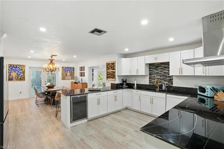 Open concept kitchen. Lots of space to cook.