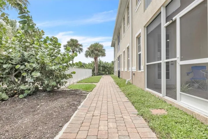 16572 San Edmundo Rd 111, Punta Gorda, Florida 33955