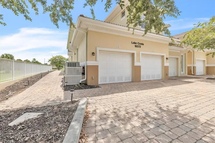 16572 San Edmundo Rd 111, Punta Gorda, Florida 33955