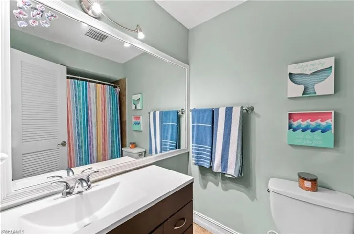 25486 Cockleshell Dr 806, Bonita Springs, Florida 34135