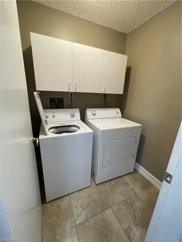 25486 Cockleshell Dr 806, Bonita Springs, Florida 34135