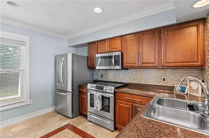 25486 Cockleshell Dr 806, Bonita Springs, Florida 34135