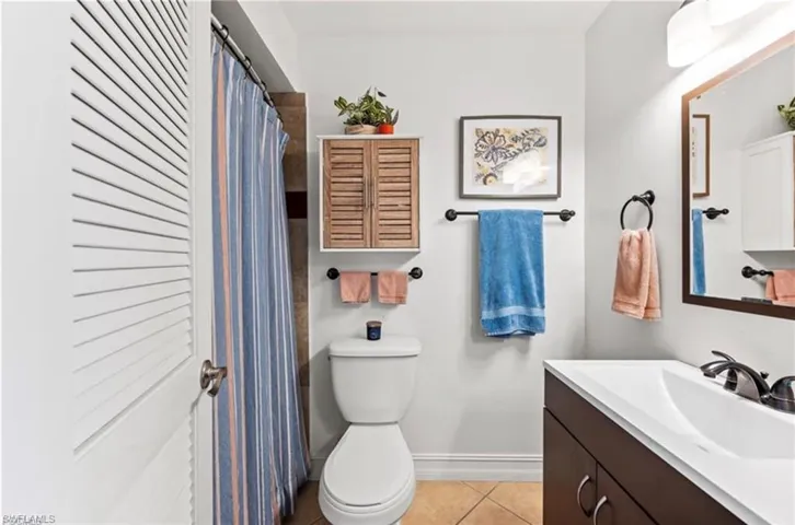 25486 Cockleshell Dr 806, Bonita Springs, Florida 34135