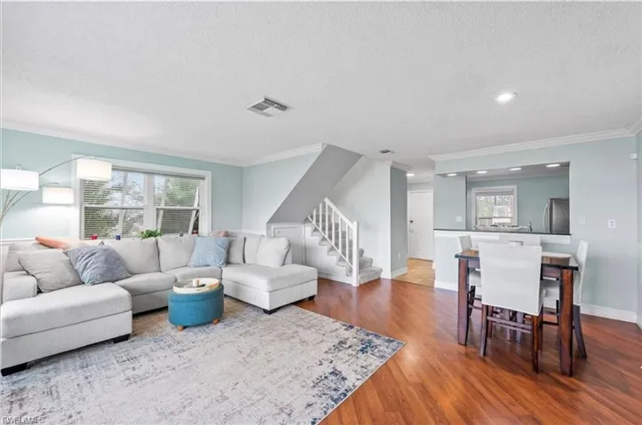 25486 Cockleshell Dr 806, Bonita Springs, Florida 34135