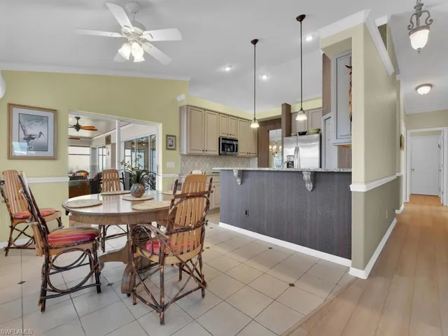 Breakfast Nook & Kitchen