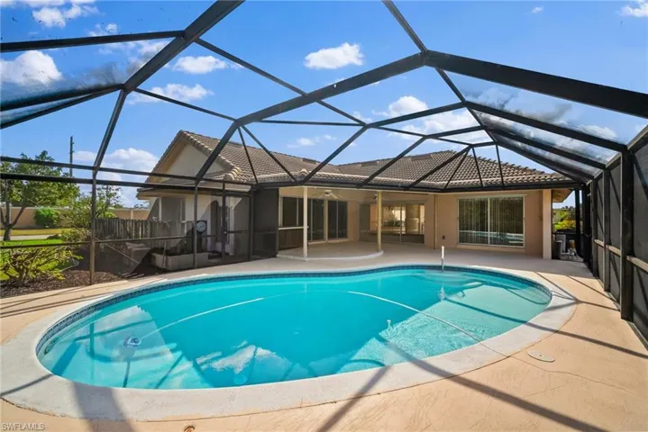 1593  Tredegar  DR, Fort Myers, FL 33919