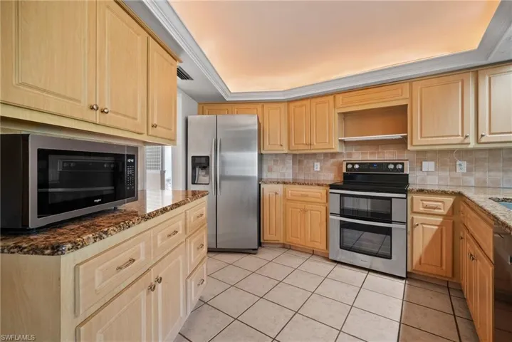 1593  Tredegar  DR, Fort Myers, FL 33919