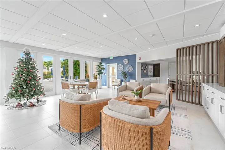 3420 Gulf Shore Blvd N 63, Naples, Florida 34103