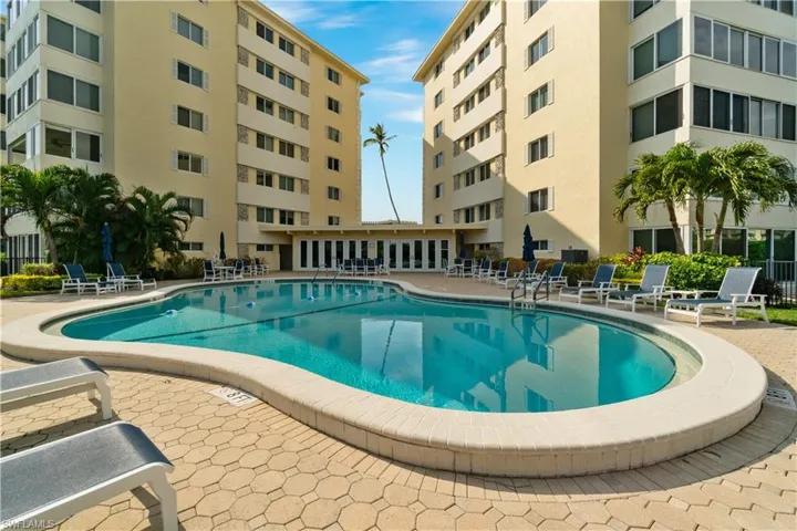 3420 Gulf Shore Blvd N 63, Naples, Florida 34103