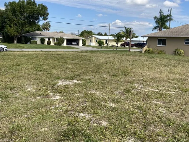 1418 Se 15th Ter, Cape Coral, Florida 33990