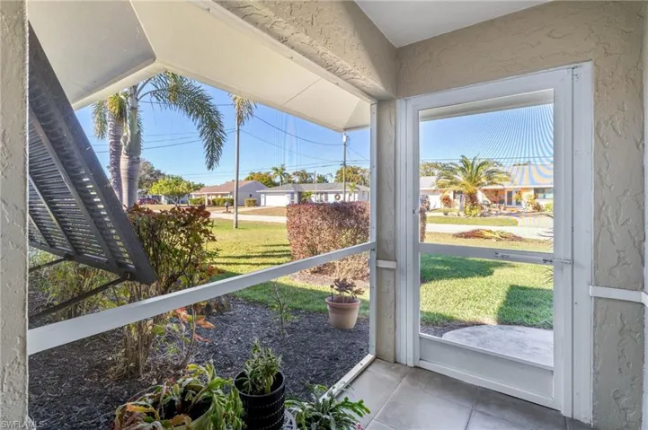 928 Sw 52nd St, Cape Coral, Florida 33914