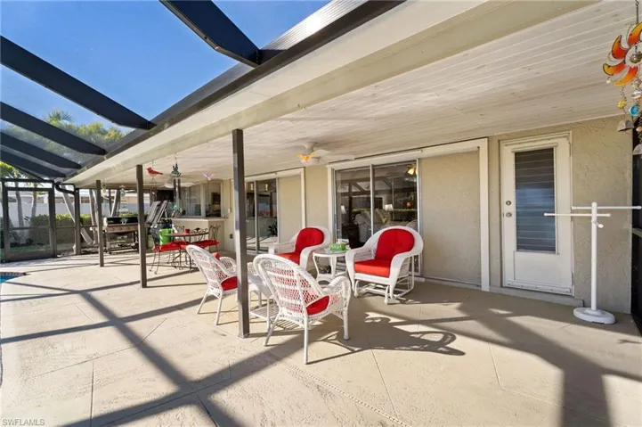 928 Sw 52nd St, Cape Coral, Florida 33914