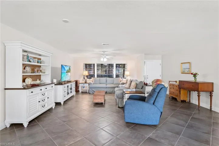 928 Sw 52nd St, Cape Coral, Florida 33914