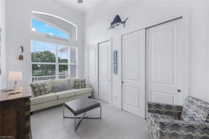 Bedroom/Den