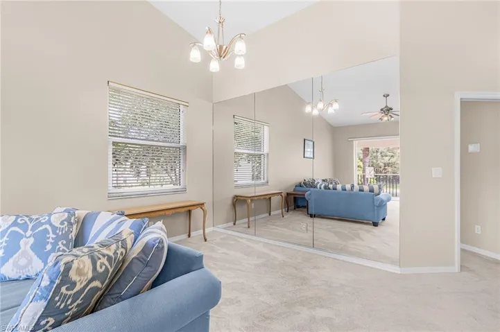 305 Robin Hood Cir 204, Naples, Florida 34104