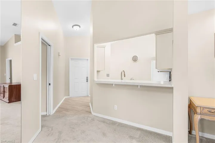 305 Robin Hood Cir 204, Naples, Florida 34104