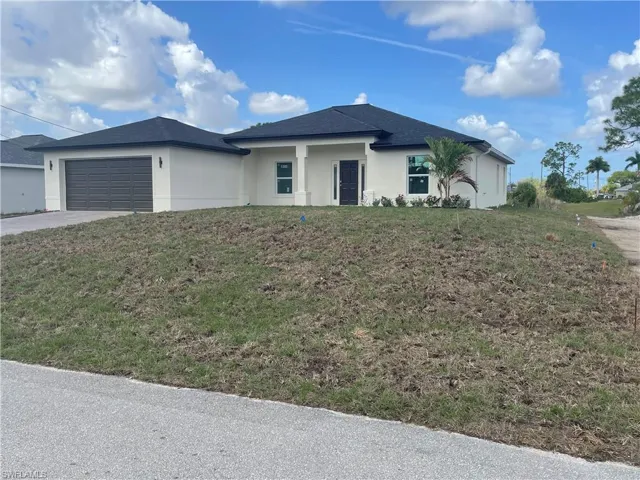 4402 Ne 4402 Ne 14th Pl, Fort Myers, Florida 33909