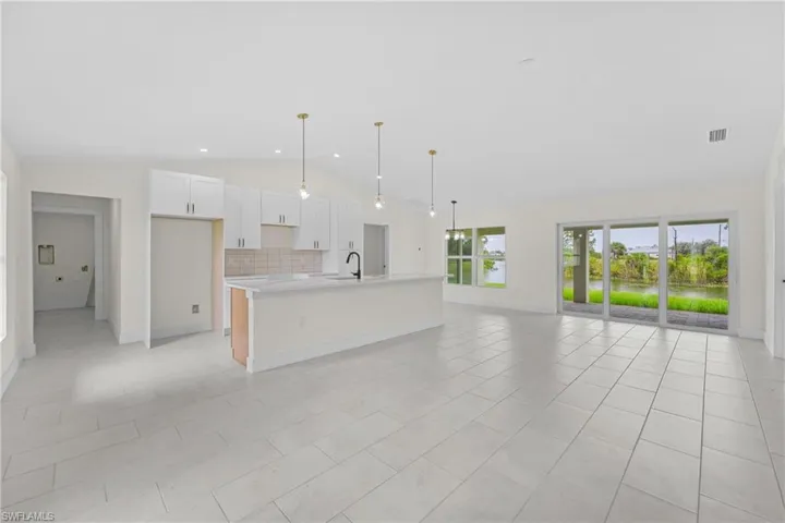 4402 Ne 4402 Ne 14th Pl, Fort Myers, Florida 33909