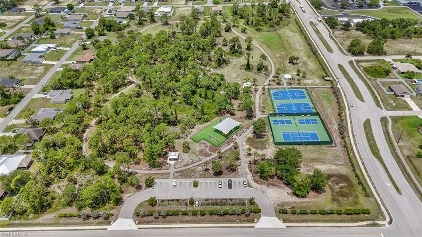 4402 Ne 4402 Ne 14th Pl, Fort Myers, Florida 33909