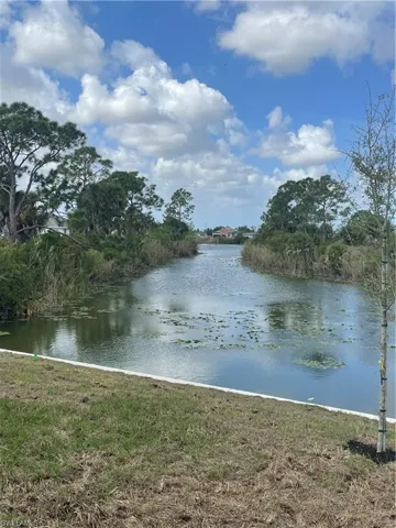 4402 Ne 4402 Ne 14th Pl, Fort Myers, Florida 33909