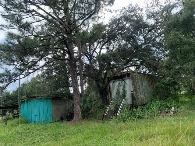 141  Cr-830A  , Felda, FL 33930