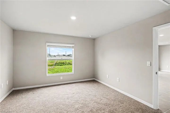 9045 Maywood Cir, Labelle FL 33935