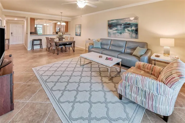 9528 Avellino Way 2515, Naples, Florida 34113