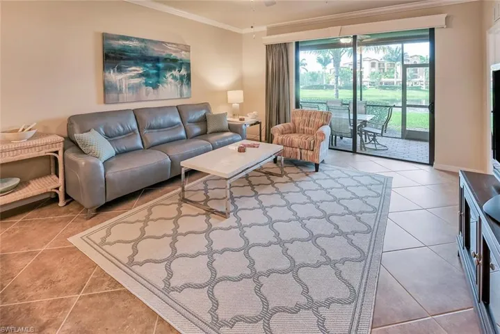9528 Avellino Way 2515, Naples, Florida 34113