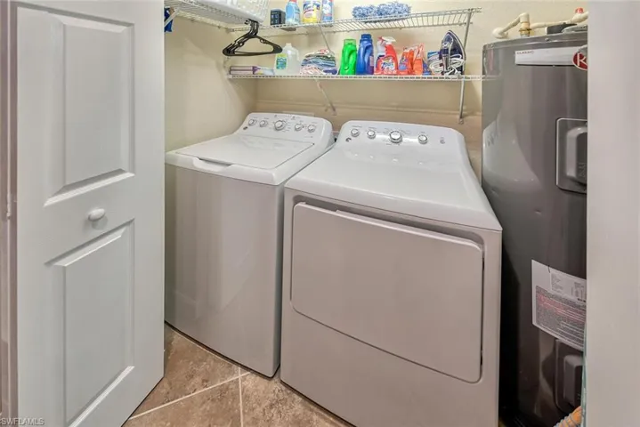 9528 Avellino Way 2515, Naples, Florida 34113