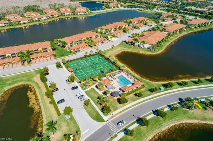 9528 Avellino Way 2515, Naples, Florida 34113