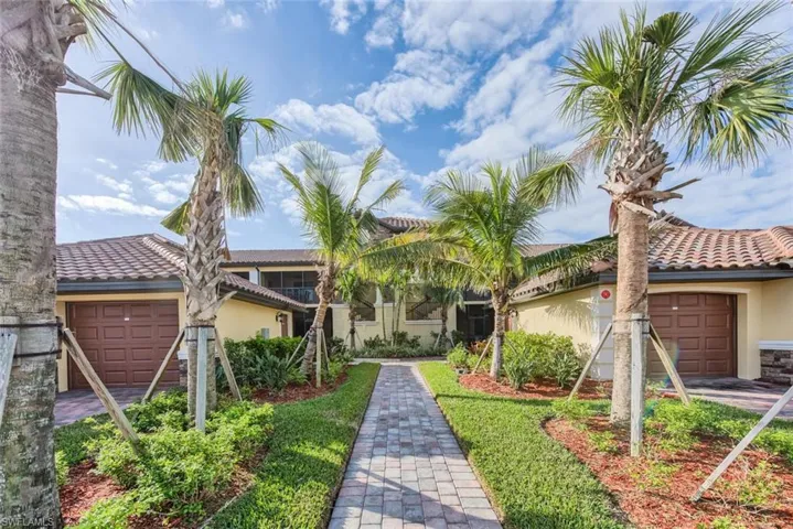 9528 Avellino Way 2515, Naples, Florida 34113
