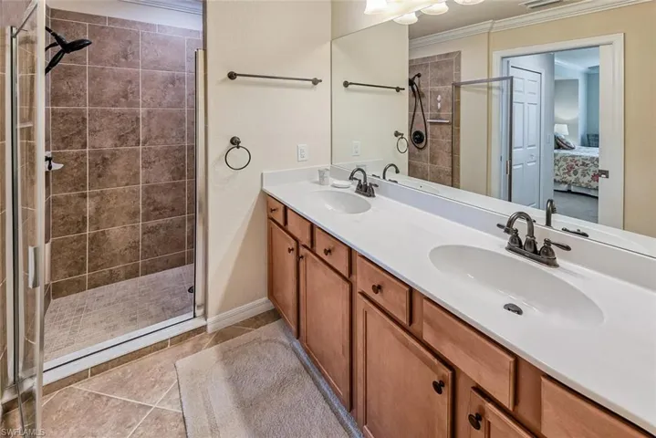 9528 Avellino Way 2515, Naples, Florida 34113