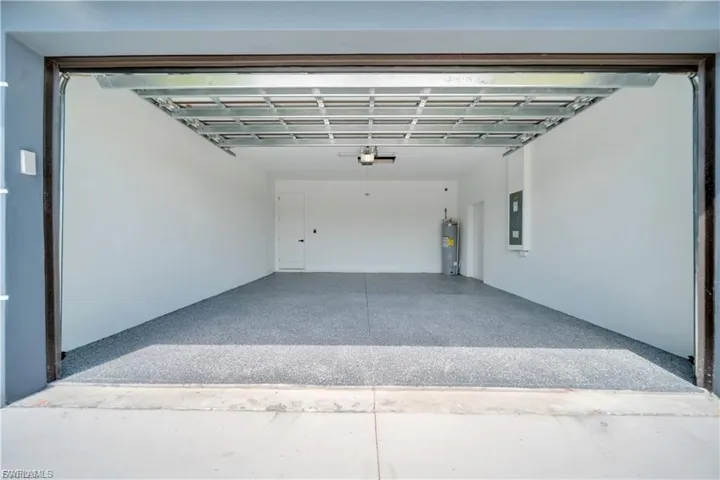 4016 9th St Sw, Lehigh Acres, Florida 33976