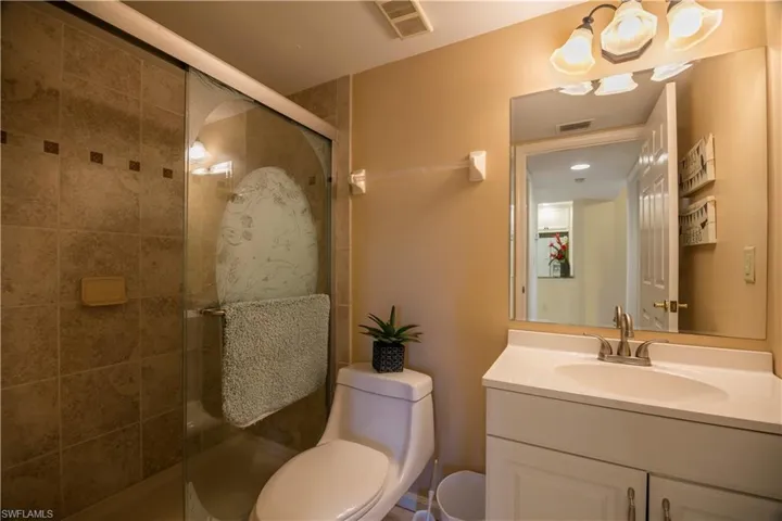 5741  Deauville  CIR, Naples, FL 34112