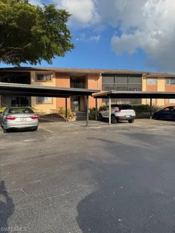 6498  Royal Woods  DR, Fort Myers, FL 33908