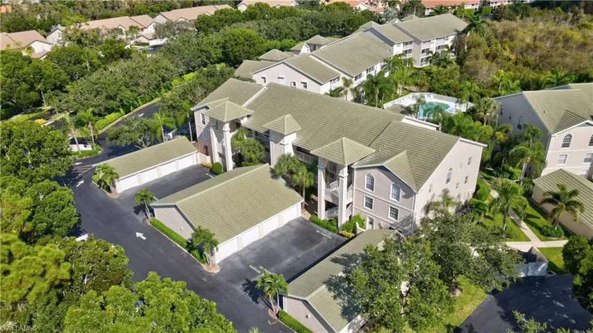 28871  Bermuda Lago  CT, Bonita Springs, FL 34134