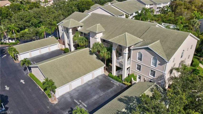 Condo with 1 car garage