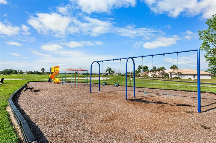 2016 Oxford Ridge Cir, Lehigh Acres, Florida 33973