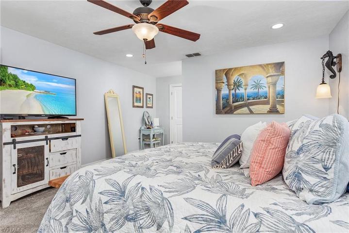 13529  Island  RD, Fort Myers, FL 33905