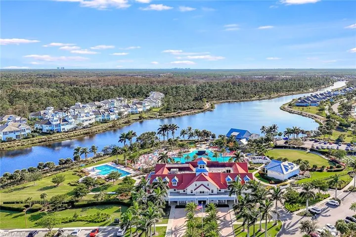 6460 Pembroke Way, Naples, Florida 34113