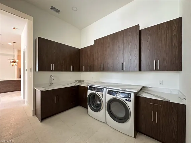 Large Laundry Room