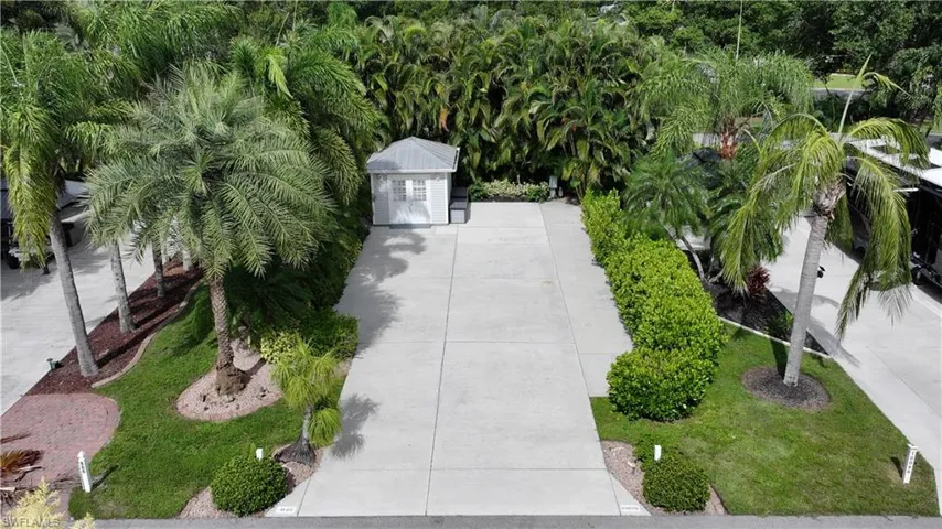 10070 Parkwood Dr, Fort Myers, Florida 33905
