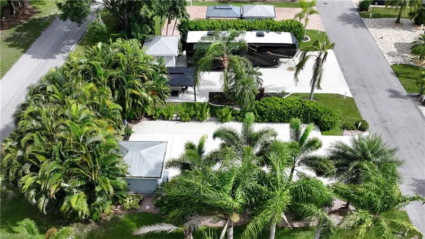 10070 Parkwood Dr, Fort Myers, Florida 33905