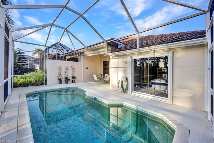 5893 NORTHRIDGE DR, NAPLES FL 34110