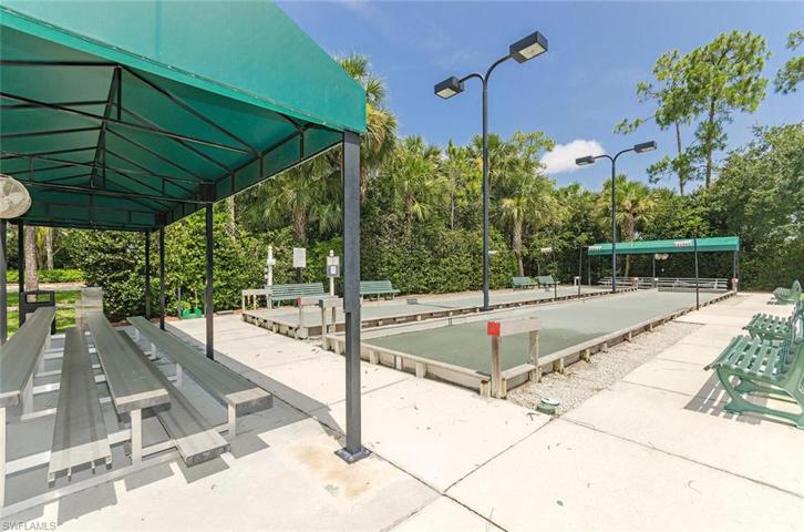 5893 NORTHRIDGE DR, NAPLES FL 34110